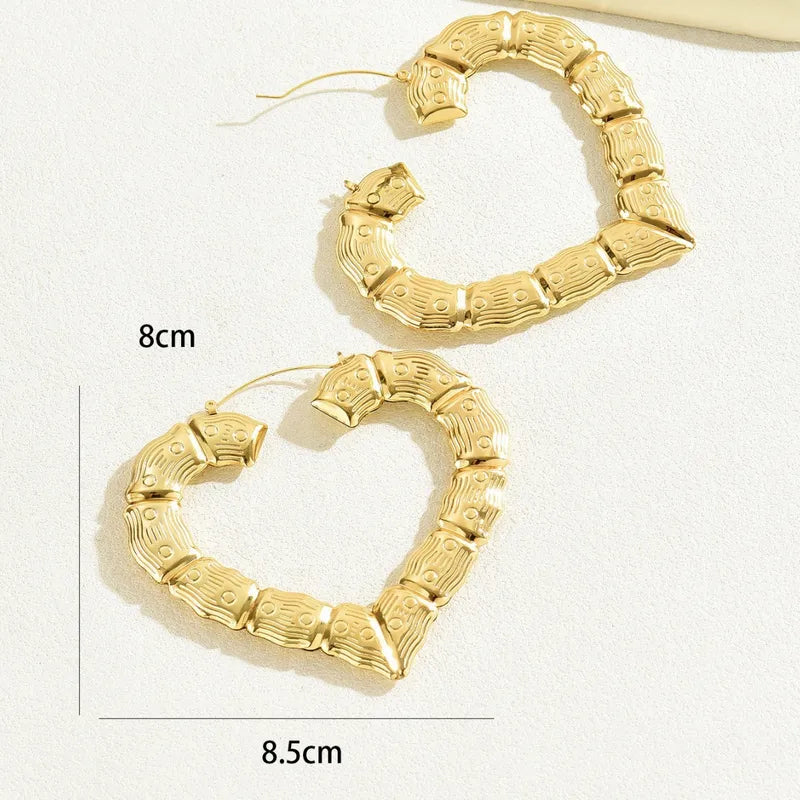 Chunky Large Textured Heart Earrings: Color Gold