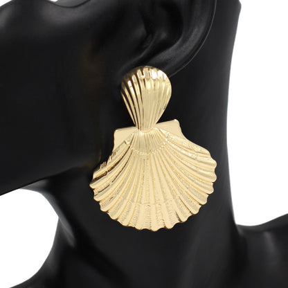 Bold Textured Metal Shell Statement Earrings - Gold