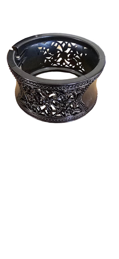 Midnight Garden Cuff Bracelet: Black
