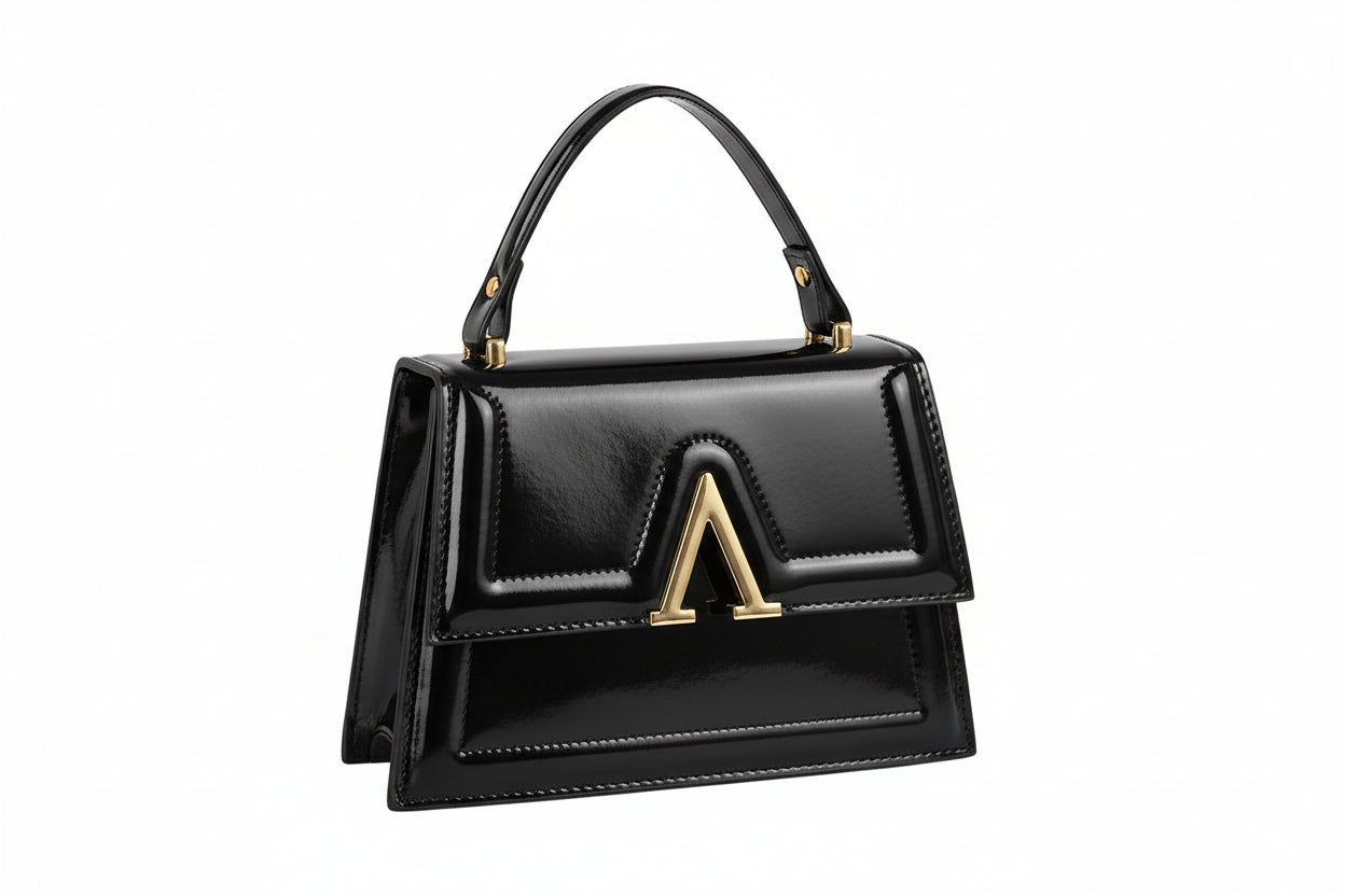 Ms. Jessie: Flap Satchel Crossbody / Black