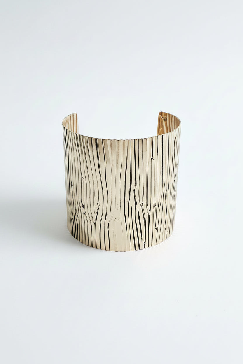 Majestic Wavering Wide Cuff Bracelet:Gold-tone